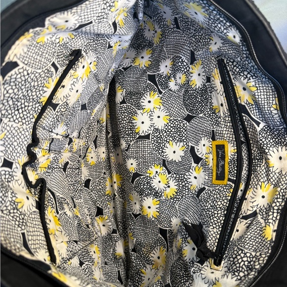 Vera Bradley Black Quilted Large Tote Bag Purse 
With Floral Lining Zip Top - Picture 4 of 8